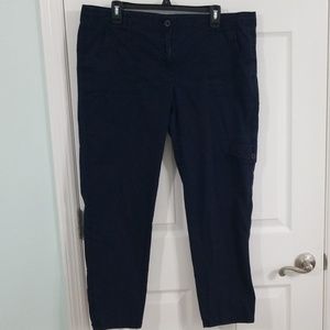 Bundle 5 for $25 Women's Liz Claiborne Navy cargo